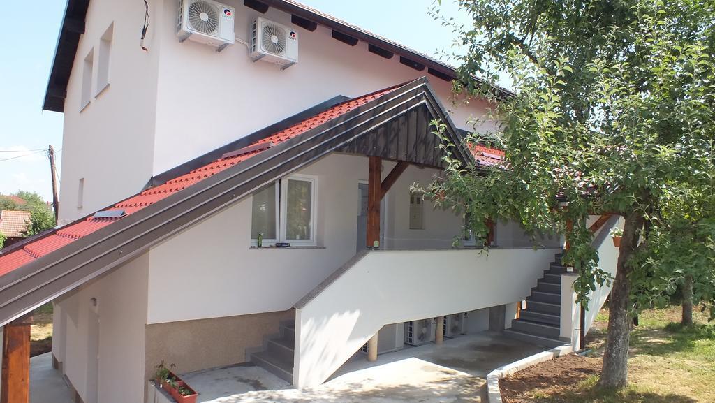 Guest House Ema Грабовац Экстерьер фото